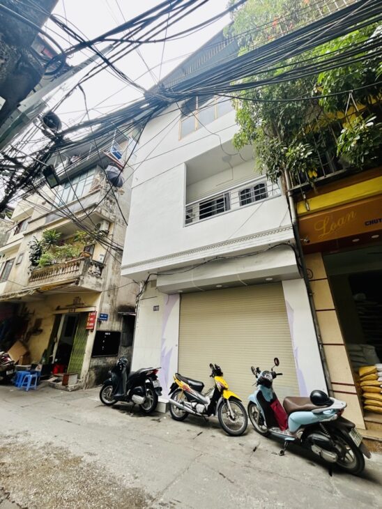 Bán nhà đẹp Gia Quất – Dân Xây – Ô tô – 40m2 – 4 tầng – Nhỉnh 5 tỷ (TL)