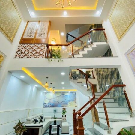 [ CHỦ KẸT TIỀN] Bán nhà 4 tầng, 44m², 3PN, 4WC, Gò Vấp, 5.6 tỷ, SHR