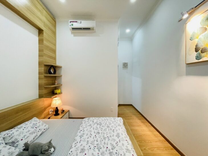 Bán nhà về quê, giá 6.8 tỷ còn tl, đường NGUYỄN THƯỢNG HIỀN, 3 lầu