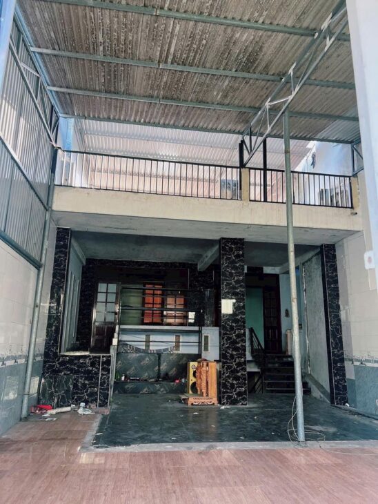 ???? Bán nhà mặt tiền đường Trường Chinh – Nhà gác lửng, giá rẻ bất ngờ, chỉ 2,65 tỷ!