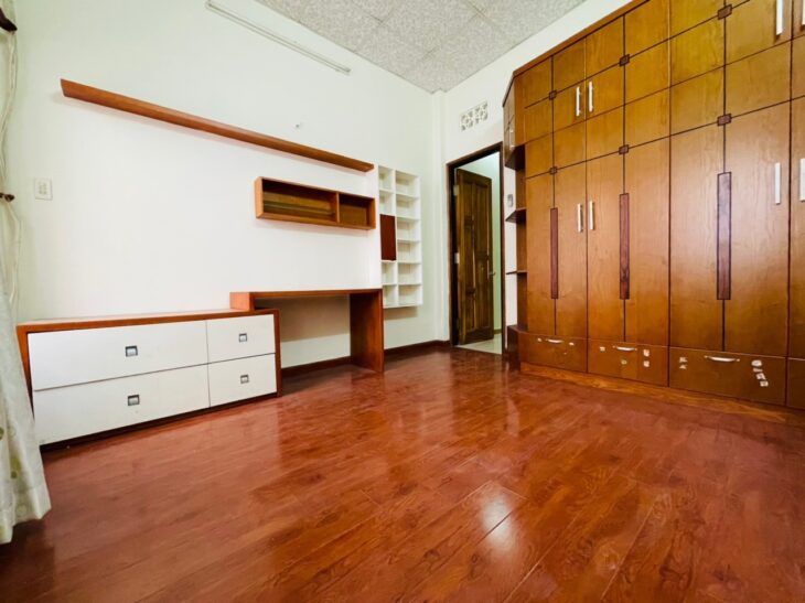 Nhà TÔ HIẾN THÀNH, 65M2, sổ A4, xây căn hộ, giá 6.8 tỷ