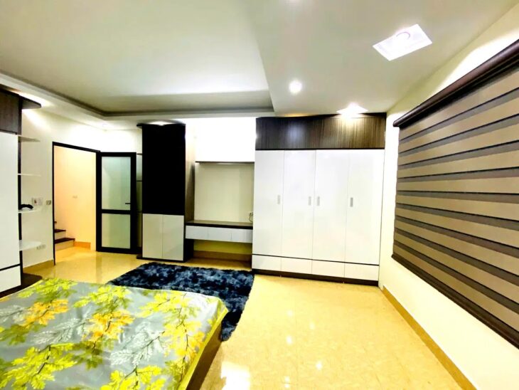 Đỉnh nóc Mỹ Đình, Nam Từ Liêm diện tích 50m2, mặt tiền 4m, ngõ rộng gần phố, Oto tránh