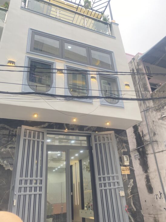 ???????????? NHÀ ĐẸP VÀO Ở NGAY – HẺM XE HƠI – CÁCH 100 RA QUANG TRUNG – SAU LƯNG NHÀ THỜ HẠNH THÔNG TÂY