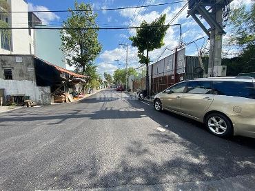 LÔ ĐẤT 2 MẶT THOÁNG ĐỐI DIỆN VẠN PHÚC CITY. CẠNH QL13. HBP. TĐ. (4,8*13.5) GIÁ 4 TỶ 150 TL.