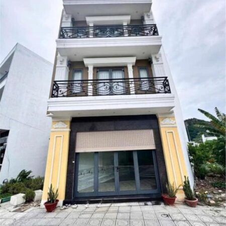 Bán Nhà Khu Đô Thị Nam Vĩnh Hải, TP Nha Trang – 1 Trệt 2 Lầu, 4 Phòng Ngủ, Giá 4,5 Tỷ Bán Nhà Khu Đô Thị Nam Vĩnh Hải, TP Nha Trang – 1 Trệt 2 Lầu, 4 Phòng Ngủ, Giá 4,5 Tỷ