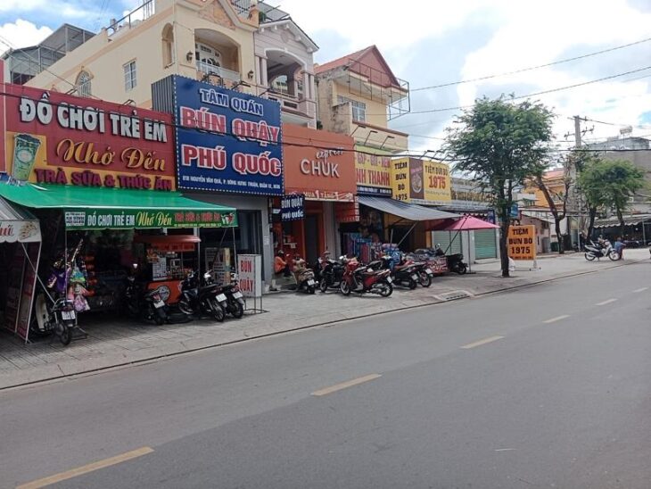 Bán nhà mặt tiền 3 tầng 4x30m giá 14,95 tỷ Đường Nguyễn Văn Quá