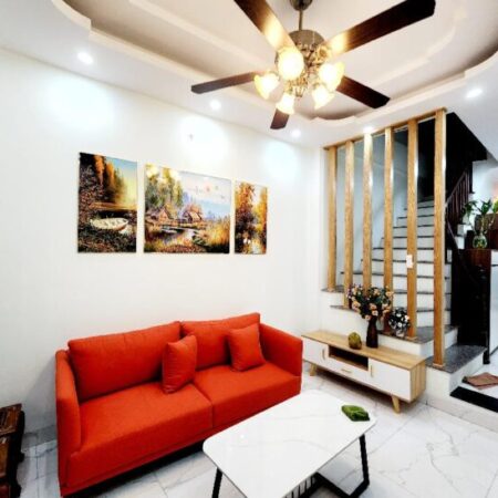 ĐỘI CẤN – DT 41/45M2, 4 TẦNG 4 NGỦ – GẦN PHỐ, TRƯỚC NHÀ RỘNG THOÁNG