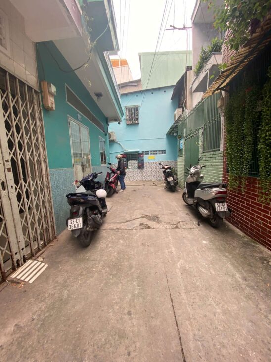 Bán Nhà sát HXH Nguyễn Văn Đậu, 2 Tầng 3 PN, Mới Ở Ngay Hơn 5 Tỉ
