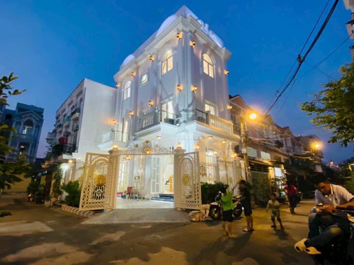 Cần bán biệt thự mini gần khu Amelie full thiết kế bên trong sang trọng giá tốt