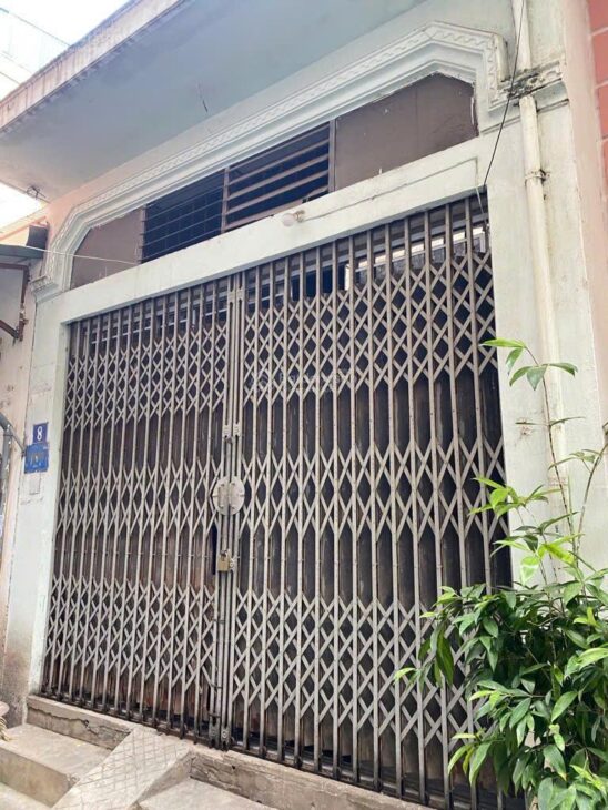 Bán nhà cấp 4 phố Ngô Quyền phân lô cán bộ 2 mặt ngõ, giá hấp dẫn bất ngờ, 50m giá: 8,4 tỷ