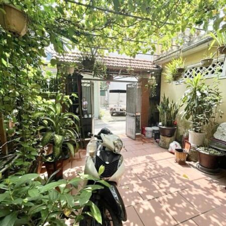 BÁC NÀO GẶP ĐƯỢC CÁI NHÀ C4 NÀY THÌ GIÓ LẠNH ĐẾN MẤY CŨNG SẼ “ ẤM LÒNG” NGAY THÔI! Bán nhà C4 Việt BÁC NÀO GẶP ĐƯỢC CÁI NHÀ C4 NÀY THÌ GIÓ LẠNH ĐẾN MẤY CŨNG SẼ “ ẤM LÒNG” NGAY THÔI! Bán nhà C4 Việt