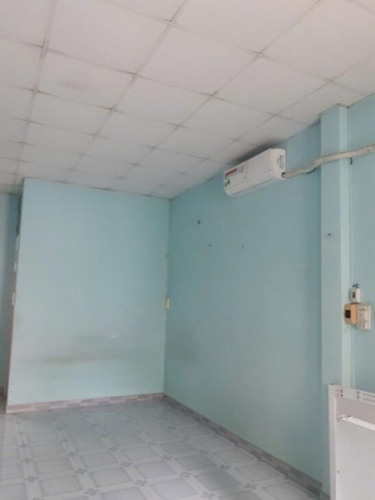 Bán Nhà Phan Văn Trị 40m2, 2 Tầng 2 PN Gần Emart Chỉ Nhỉnh 3 Tỉ