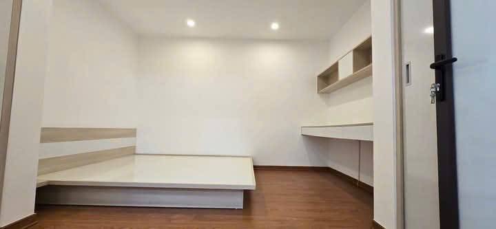 Bán nhà tập thể Thanh Xuân Bắc giá 2.95 tỷ, diện tích 70m2, tầng 3, mặt tiền 4m