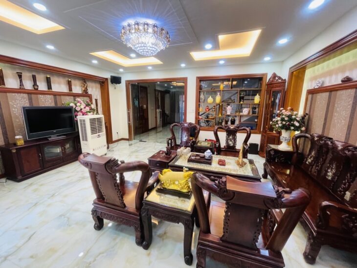 Biệt Thự P.Tân Sơn Nhì, 6.7X18, TT Tân Phú, 4 tầng siêu đẹp