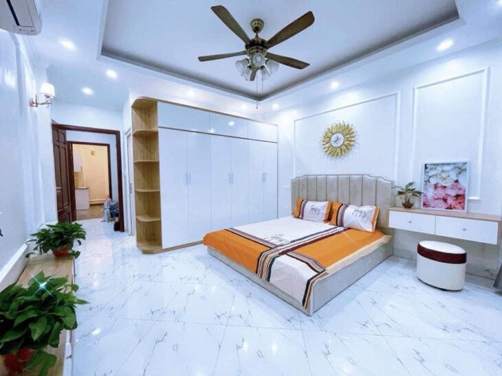 Chung cư mini Ngọc Lâm-Nguyễn Văn Cừ, 115m x 7 tầng, mặt tiền 6.5m, 18 phòng khép kín, dòng tiền