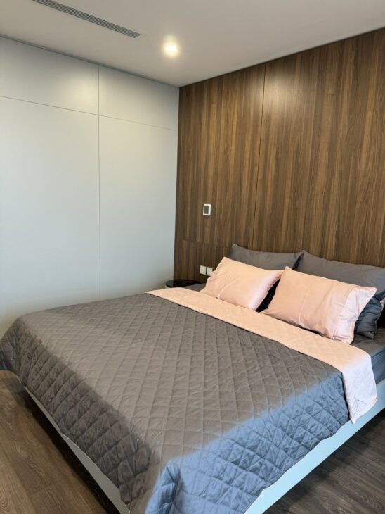 CHO THUÊ CĂN HỘ CC SUNSHINE GOLDEN RIVER – 141M2 – 3 NGỦ – BAN CÔNG VIEW BIỆT THỰ CÔNG VIÊN 65HA –