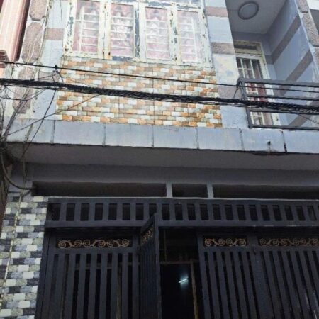 Bán Nhà 2 tầng đường ĐÔNG HƯNG THUẬN 18, phường ĐHT, Q12, dt 68m2 (4mx17m) Giá 4,1Tỷ Bán Nhà 2 tầng đường ĐÔNG HƯNG THUẬN 18, phường ĐHT, Q12, dt 68m2 (4mx17m) Giá 4,1Tỷ