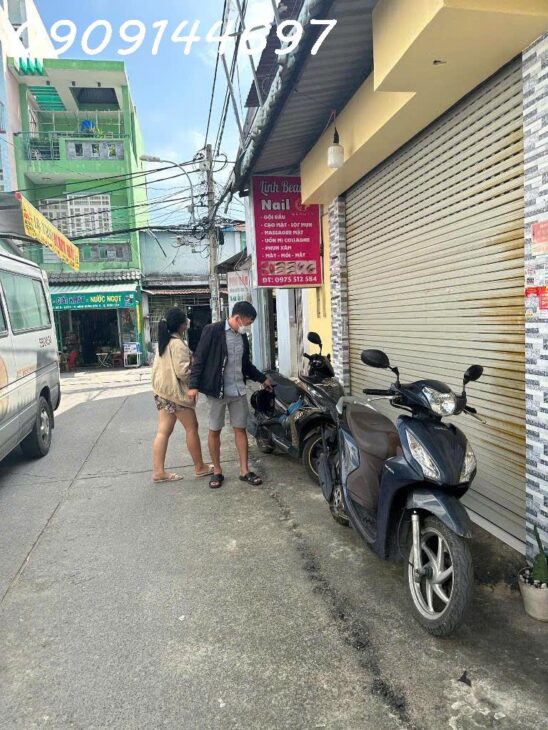 Nhà 2 tầng 1/ đường TMT13, phường TMT, Q12, dt 91,8m2 (4,6mx20m). Hẻm 5m thông Giá 5,2Tỷ