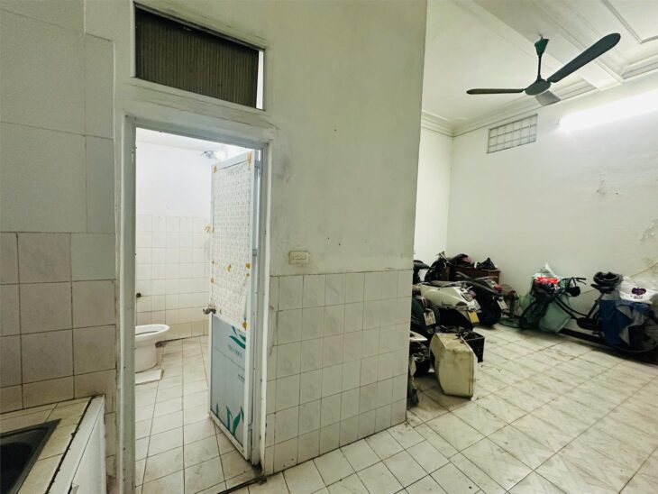 Bán Nhà Phố Tây Sơn – Đống Đa – Chỉ hơn 4 tỷ 5 – Ba Bước Ra Mặt Phố – Diện Tích gần 40m, 4 tầng