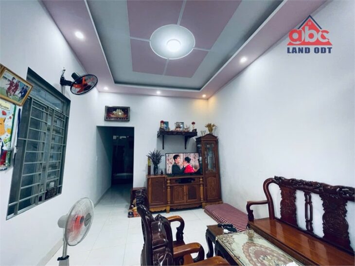 NP1046 bán gấp nhà chuyển công tác. xóm nhỏ an ninh, thuận lợi giao thông gần KCN