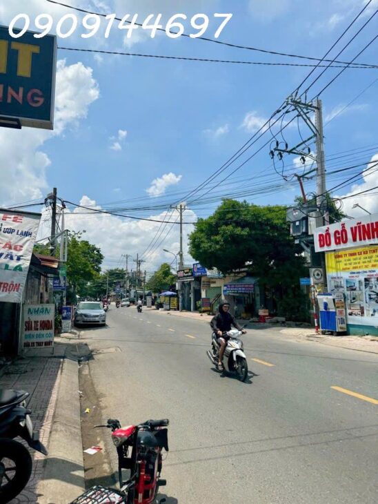 Quán CAFE góc 2 Mặt tiền đường NGUYỄN THỊ KIỂU, phường TÂN THỚI HIỆP, Q12, dt 192m2 (6,2mx18m). Giá