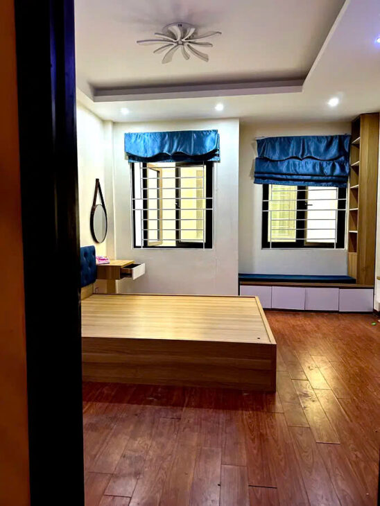 BÁN NHÀ RIÊNG PHỐ NGỌC THỤY- LONG BIÊN 30M2,4 TẦNG, MT 4M, 5 TỶ.