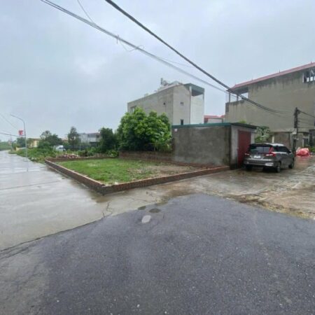 Bán đất tại Xuân Canh Đông Anh lô góc giãn dân120m đường bìa làng gần cầu Tứ Liên Bán đất tại Xuân Canh Đông Anh lô góc giãn dân120m đường bìa làng gần cầu Tứ Liên