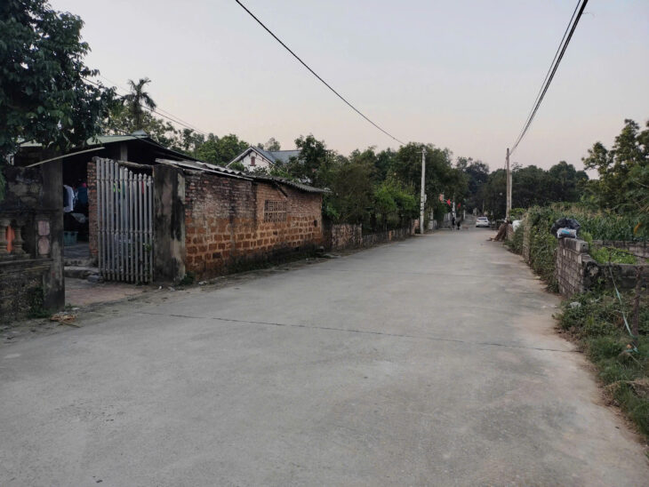 cc gui bán 136m full tại phú nghĩa bám đường rộng 4m đường thông