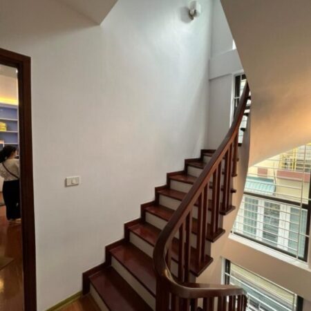 HIẾM PHỐ NGUYÊN HỒNG – DT 45M, 4 TẦNG – MT 3,1M – GIÁ 9,2 TỶ HIẾM PHỐ NGUYÊN HỒNG – DT 45M, 4 TẦNG – MT 3,1M – GIÁ 9,2 TỶ