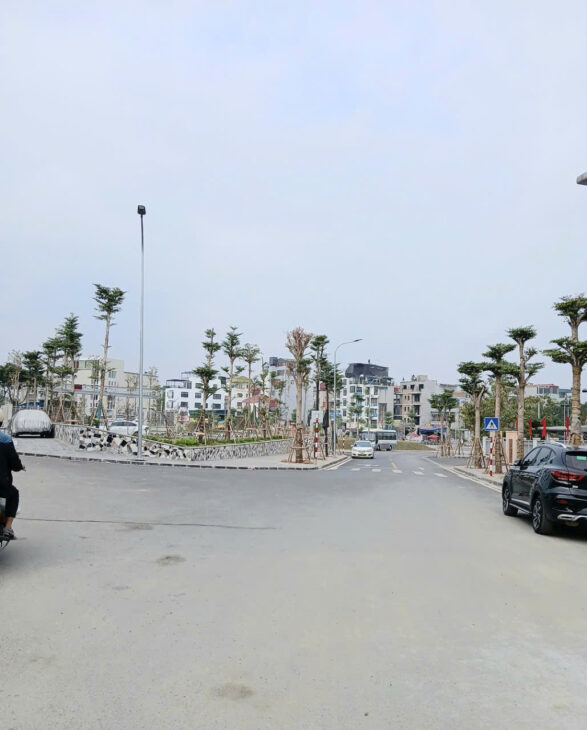 HÀNG HIẾM – HOT – NHÀ NGỌC THUỴ – LONG BIÊN – 45M x 4 TẦNG – GIÁ HƠN 11 TỶ – MẶT TIỀN KHỦNG –