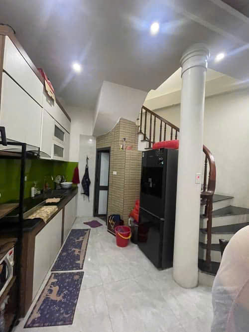 NHÀ ĐẸP ĐÊ LA THÀNH – 36M2 x 5T – 5.5 TỶ – NHÀ MỚI – NGÕ THÔNG – GẦN PHỐ