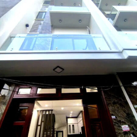 BÁN NHÀ RIÊNG PHỐ BÁT KHỐI- LONG BIÊN,35M2, 5 TẦNG,MẶT TIỀN 3.8M, 5.9 TỶ.