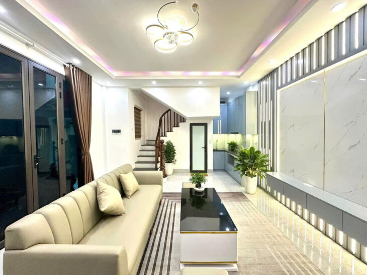 PHÂN LÔ VƯƠNG THỪA VŨ – THANH XUÂN – DT 40M2 X4T -MT5M – 6.25TỶ- NGÕ THÔNG – 2 MẶT THOÁNG