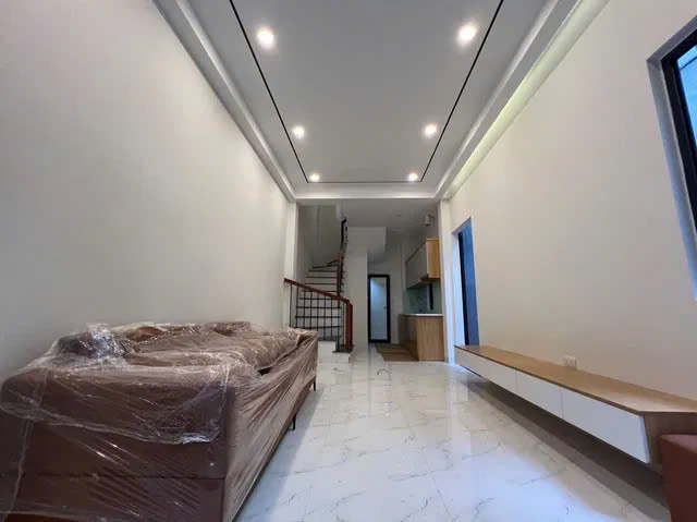 Bán nhà riêng phố Ngọc Thụy- Long Biên ,36m2, 5 Tầng, mt 3.6m, 6 Tỷ.