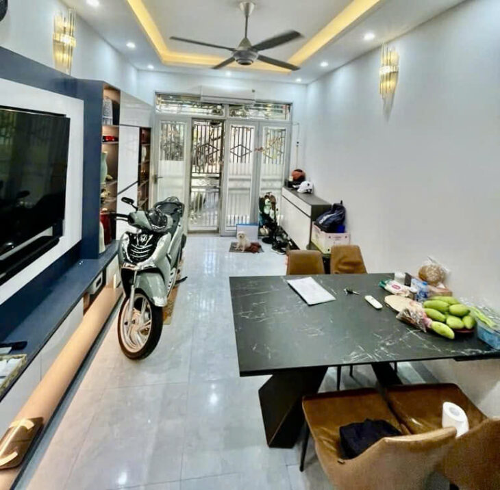 Bán nhà phố minh khai , NGÕ RỘNG THÔNG , Ô TÔ 5 TẠ QUA NHÀ , KINH DOANH.Ở LUÔN,NHINH 7 TỶ .