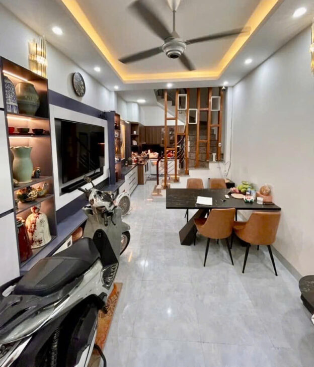 Bán nhà phố minh khai , NGÕ RỘNG THÔNG , Ô TÔ 5 TẠ QUA NHÀ , KINH DOANH.Ở LUÔN,NHINH 7 TỶ .