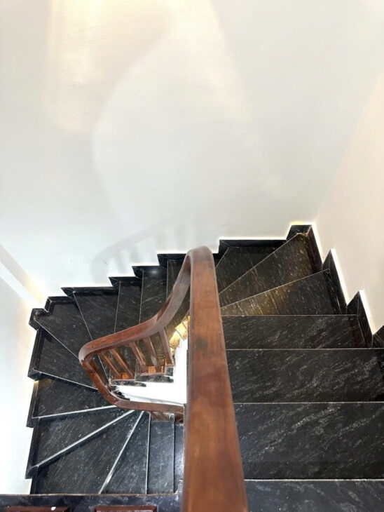 Bán nhà TRẦN KHÁT CHÂN,THANG MÁY, VÀI BƯỚC RA Ô TÔ TRÁNH,FULL ĐỒ,NHỈNH 7 TỶ HAI BÀ TRƯNG