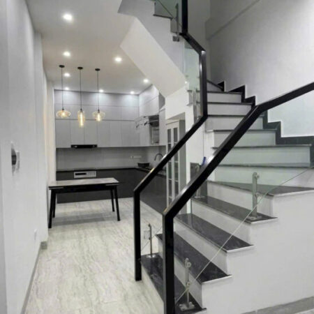 BÁN NHÀ TÂN ẤP. BA ĐÌNH. NHÀ ĐẸP. VUÔNG ĐÉT. SÔ ĐỎ. GIÁ 6,5 TỶ.