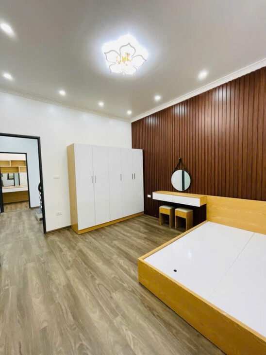 Bán nhà 4 tầng, 42m², 5PN, 4WC, Kim Ngưu, Hai Bà Trưng, 6.6 tỷ, tặng full nội thất
