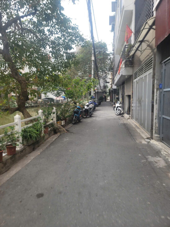 Hiếm, Vị trí đẹp, Lô Góc, ô tô đỗ cửa, view hồ – Bán Nhà Ngọc Thuỵ 51m2- nhỉnh 10 tỷ