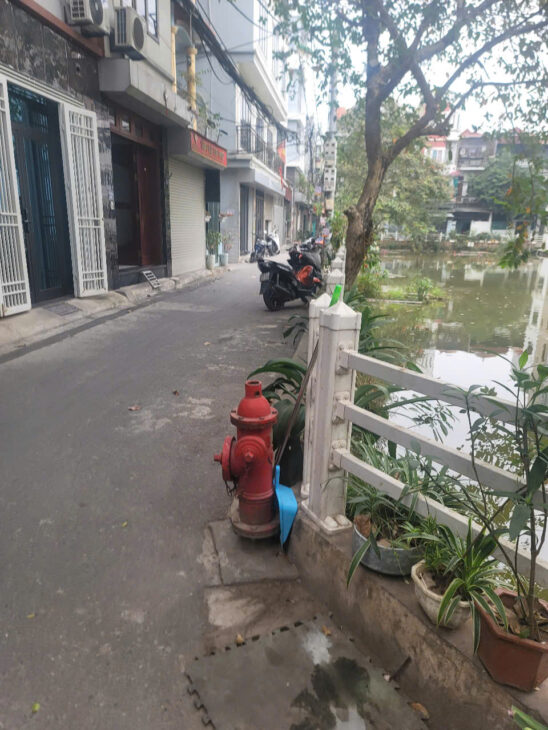 Hiếm, Vị trí đẹp, Lô Góc, ô tô đỗ cửa, view hồ – Bán Nhà Ngọc Thuỵ 51m2- nhỉnh 10 tỷ