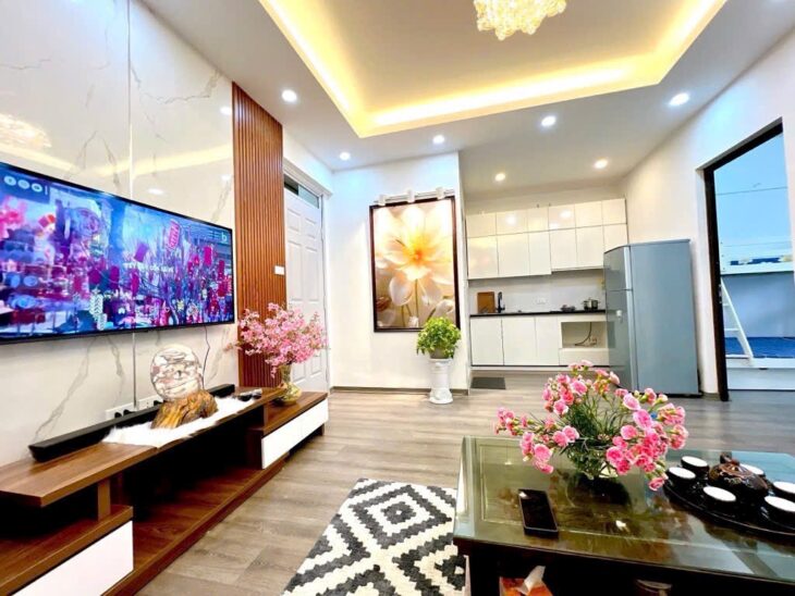 SIÊU ĐẸP NHÀ HÀO NAM 50M2X5T 11.2 TỶ – KINH DOANH – VỊ TRÍ ĐẮC ĐỊA