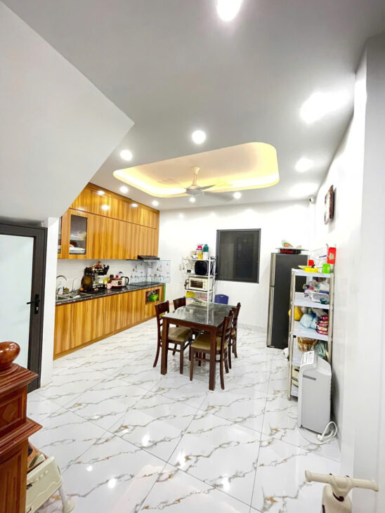 Bán nhà PHÂN LÔ NGUYỄN AN NINH , 50m2 , NGÕ RỘNG , 6 PHÒNG , FULL ĐỒ Ở LUÔN , NHỈNH 8 TỶ.