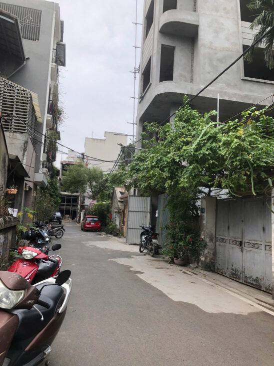 Nhà dân xây phố Tư Đình diện tích 85m đường thông ô tô giá 12 tỷ