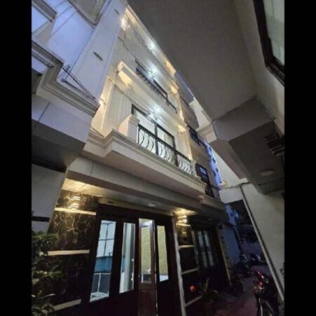 Bán Nhà đẹp Trần Phú-Hà Đông, Gần ga tàu điện trên cao, DT 35m2 x 5, MT 3.5m. Giá 6.95 tỷ