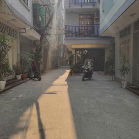 BÁN NHÀ LÁNG – ĐỐNG ĐA – 48M2 x 5T – 12.95 TỶ – NGÕ Ô TÔ ĐỖ CỬA – NHÀ ĐẸP Ở LUÔN