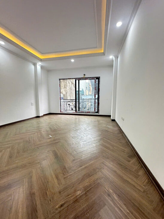 TÂY SƠN – ĐỐNG ĐA – DT 40M2 X6T – MT4M – 11.3 TỶ – THANG MÁY NHẬP KHẨU – GẦN MẶT PHỐ
