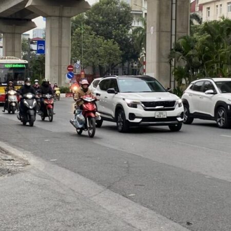 Tuyệt đẹp,Nhà mới Tây Sơn, Đống Đa 40m, mt:4m, 6 tầng Thang Máy, ba bước ra phố 11,2 Tỷ.