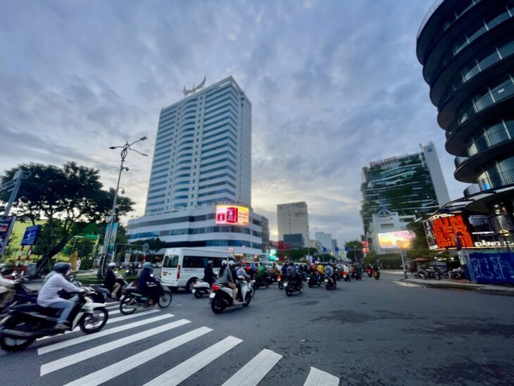 NHÀ MỚI KIÊN CỐ 3 TẦNG TRUNG TÂM TP – GẦN NGUYỄN HOÀNG, HOÀNG DIỆU, NGUYỄN VĂN LINH – CHỈ NHỈNH 3 TỶ