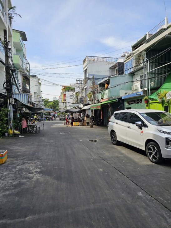 MẶT TIỀN ĐƯỜNG Q4 CĂN GÓC 3 TẤM NHÀ MỚI CHỈ 3 TỶ SỔ HỒNG